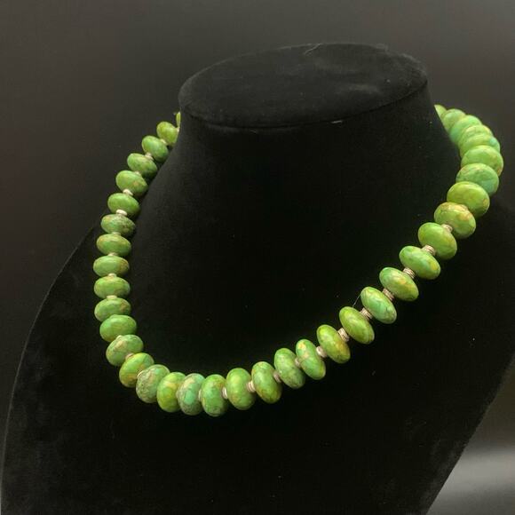 Vintage Green Copper Turquoise Necklace - Picture 15 of 16